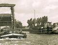 Ella met de Annegret 1951 op het Rhein Herne Kanal.