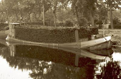 Concordia in 1951 op het Dordmund-Ems Kanal.