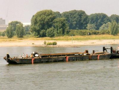 V 3 met de duwboot Flumar  Düsseldorf Hamm.