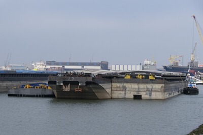 Johan-B Waalhaven Rotterdam.