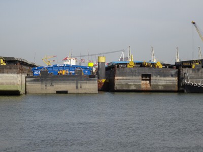 Sibilla Waalhaven Rotterdam.
