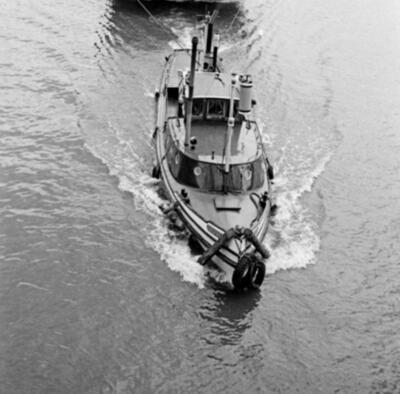Onbekende motorsleepboot Castrop Rauxel.