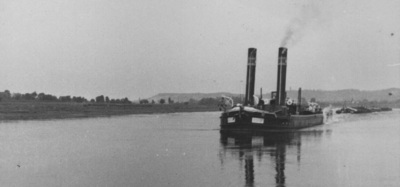 DSU 48 op de Elbe.