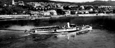 Onbekende passagiersschip in Emmersdorf op de Donau.