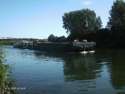 C 3 met de duwboot Chris Two op het Rhein Hernkanal Kmr 29.