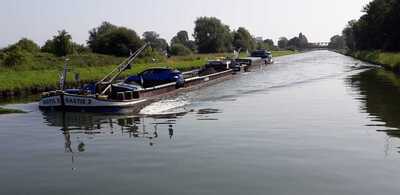Bastie II op het Canal Latheral a Loire.