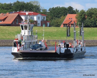 Hoopter Mowe op de Elbe Kmr 602.