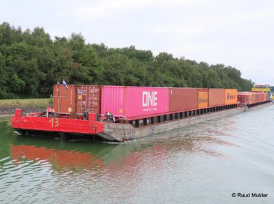 DBR 4513 A op het Elbeseitenkanal Kmr 23.