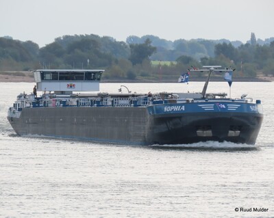 Sophia te daal op de Rijn bij Emmerik.